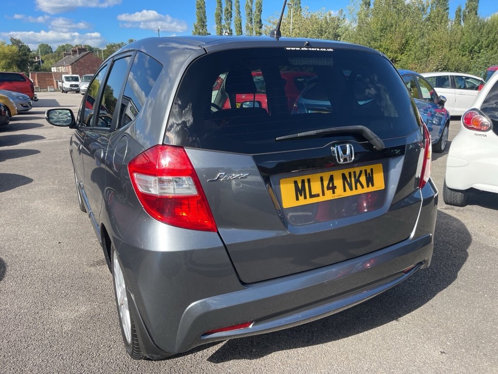 Used Honda Jazz 2014 for sale - 76029661: Photo 8