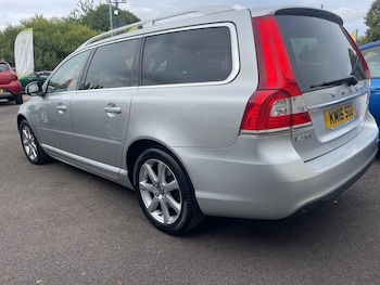 Used Volvo V70 2016 for sale - 79551140: Photo