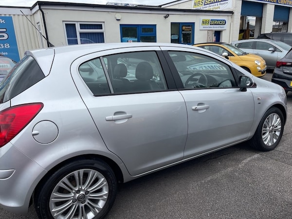 Used Vauxhall Corsa 2011 for sale - 76202926: Photo 16