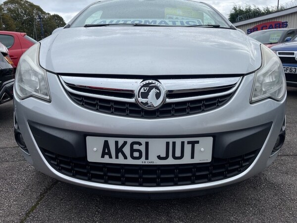 Used Vauxhall Corsa 2011 for sale - 76202926: Photo 4