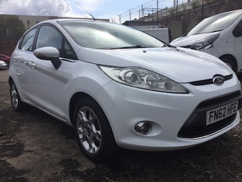 2012 (62) - 1.25 Zetec 5dr [82]