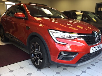 Used Renault Arkana 2023 for sale - 76553980: Photo