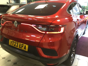 Used Renault Arkana 2023 for sale - 76553980: Photo