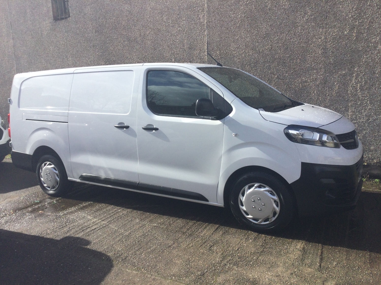 Used Vauxhall Vivaro 2022 for sale - 77901886: Photo 12
