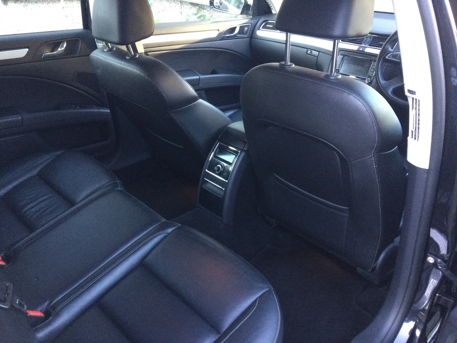 Used Skoda Superb 2015 for sale - 76637310: Photo 11