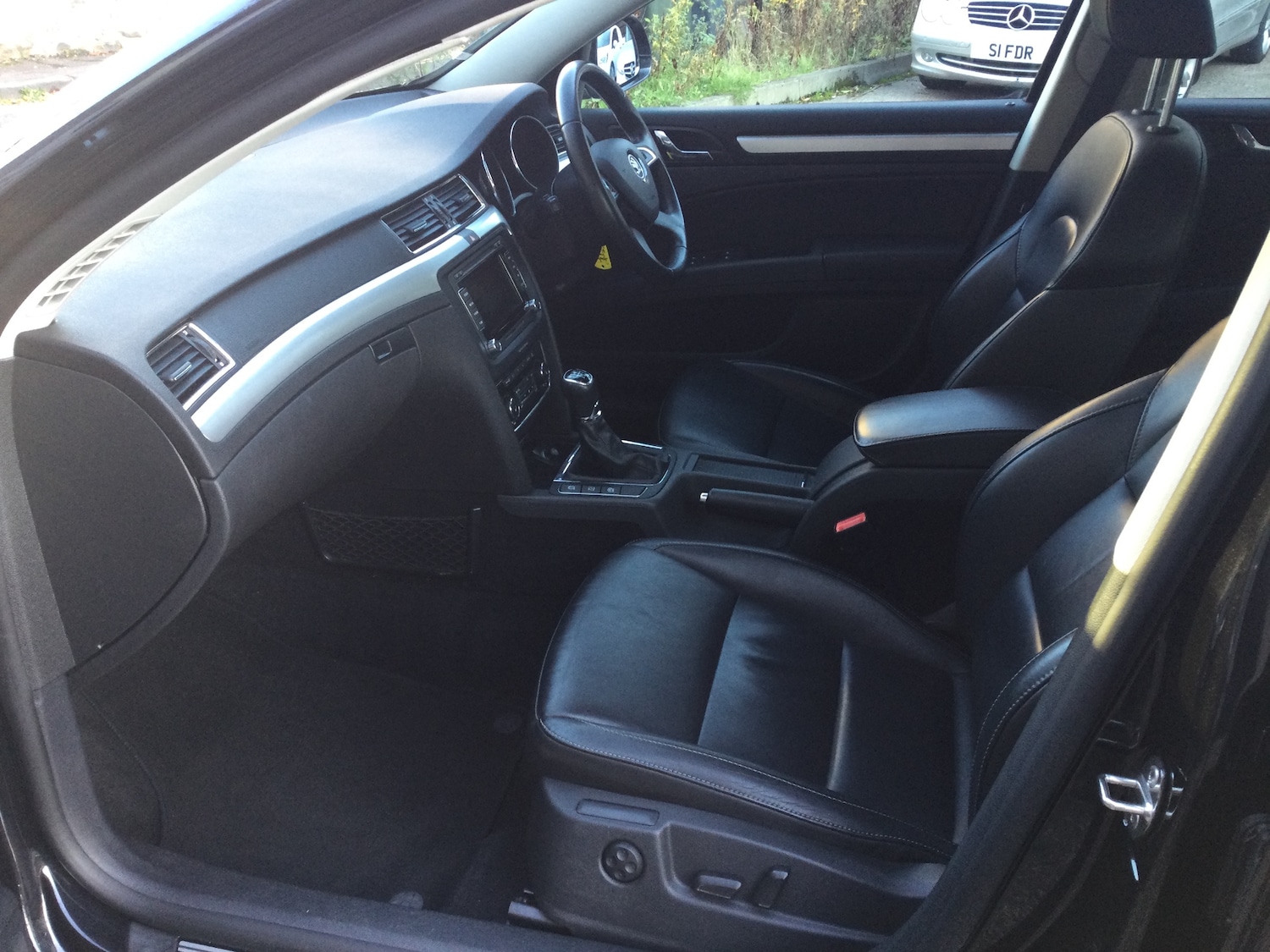 Used Skoda Superb 2015 for sale - 76637310: Photo 14