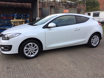 2014 (64) - 1.5 dCi Dynamique TomTom Energy 3dr