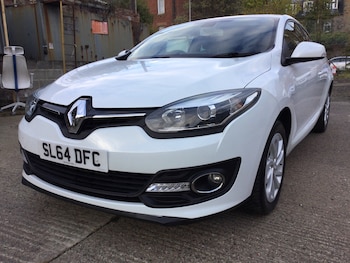 Used Renault Megane 2014 for sale - 76321955: Photo