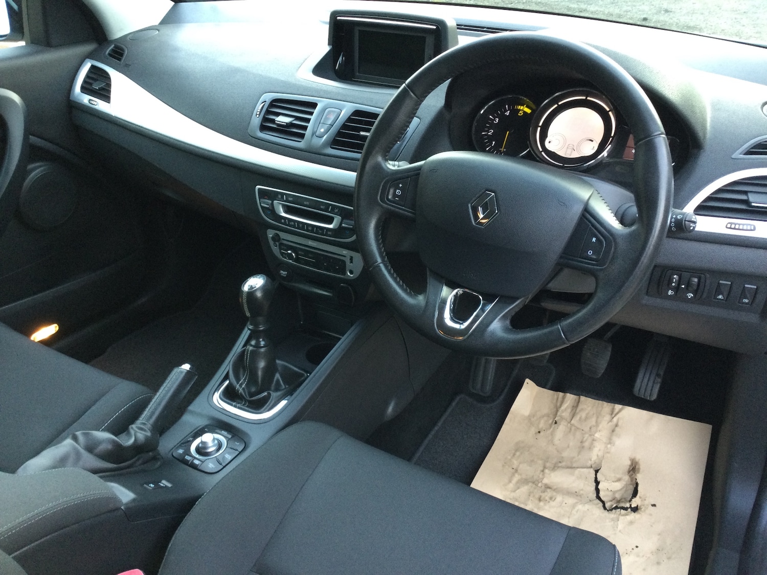 Used Renault Megane 2014 for sale - 76321955: Photo 9