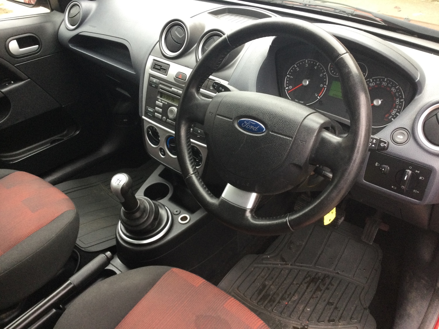 Used Ford Fiesta 2007 for sale - 77984949: Photo 8