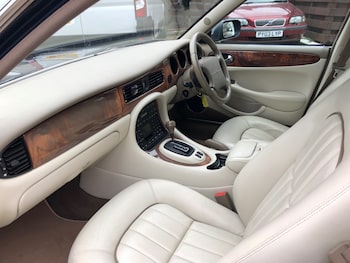 Used Jaguar XJ 2000 for sale - 75381074: Photo