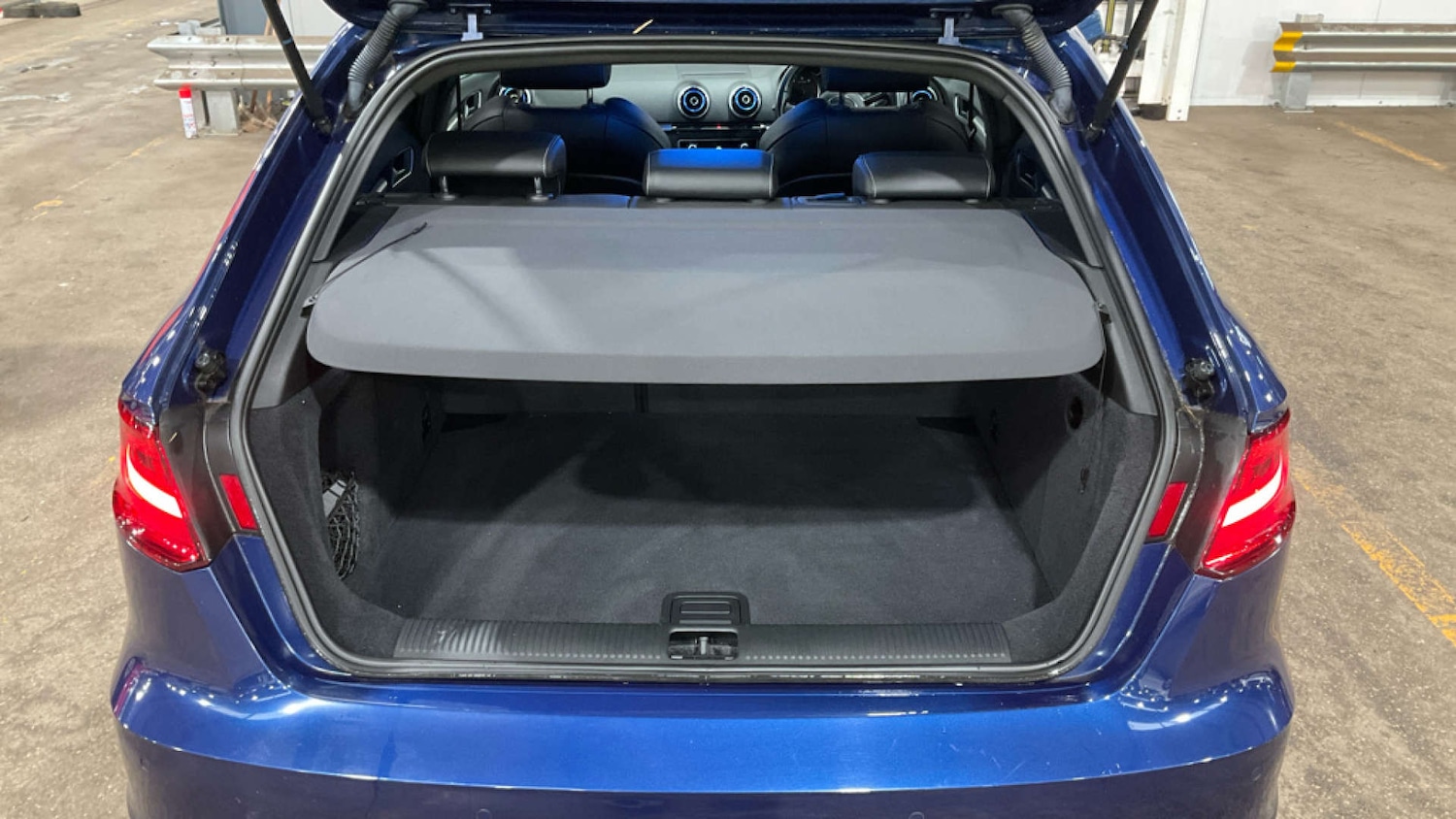 Used Audi A3 2014 for sale - 76972316: Photo 9