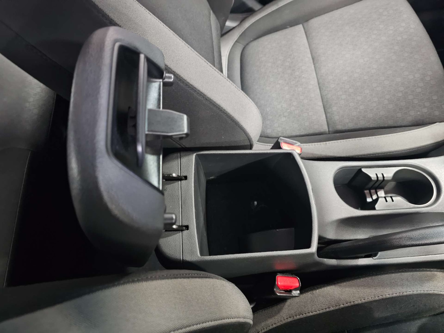 Used Hyundai KONA 2019 for sale - 76972389: Photo 64