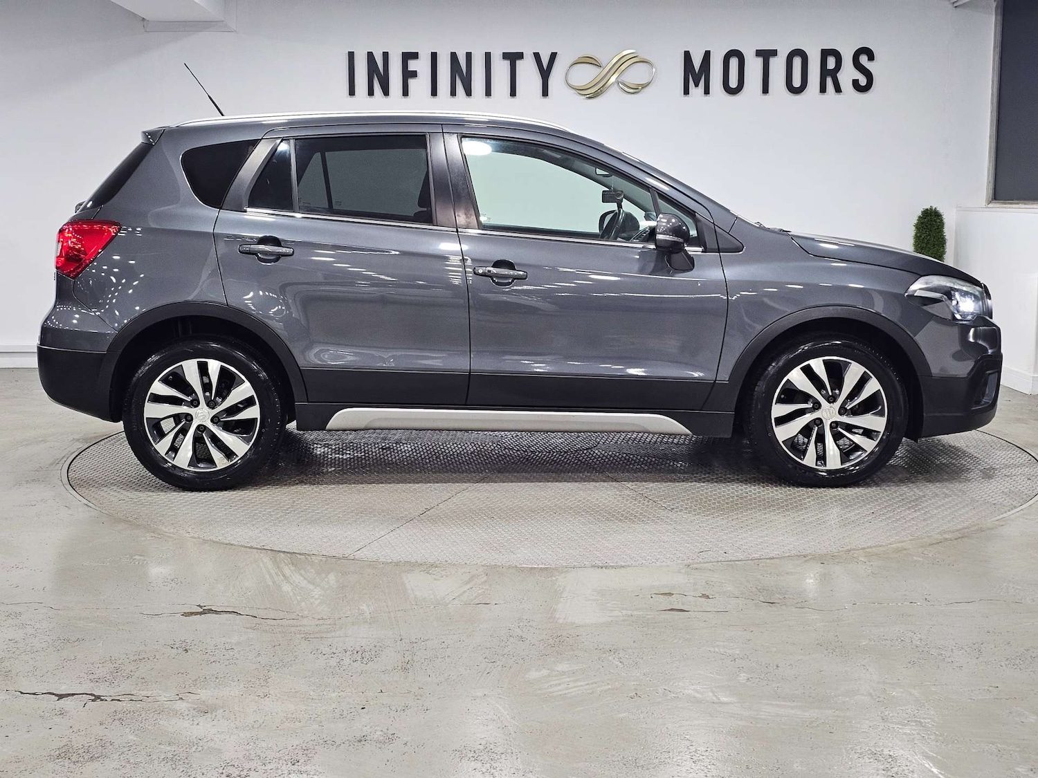 Used Suzuki SX4 S-Cross 2017 for sale - 76972425: Photo 35