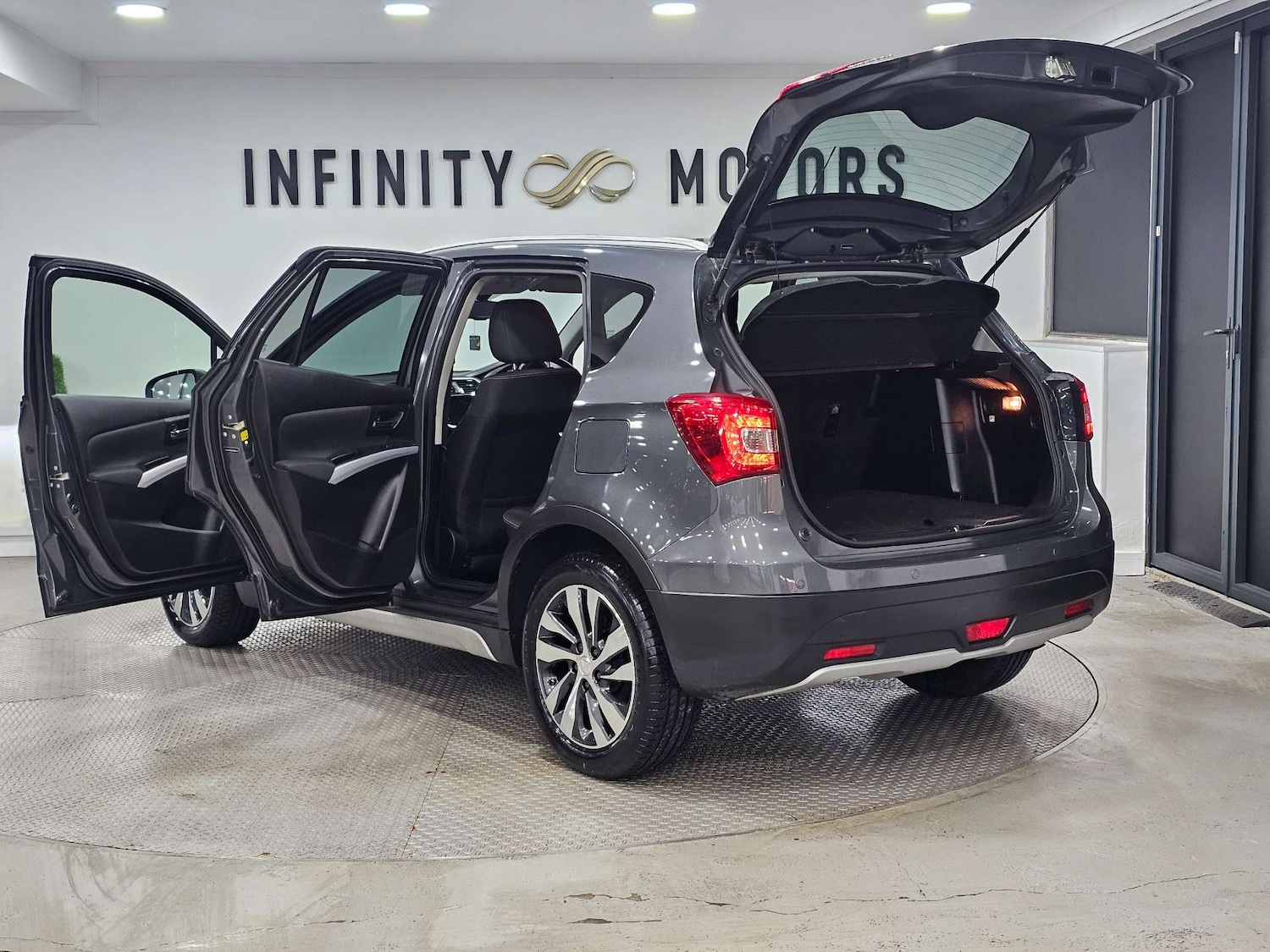 Used Suzuki SX4 S-Cross 2017 for sale - 76972425: Photo 47