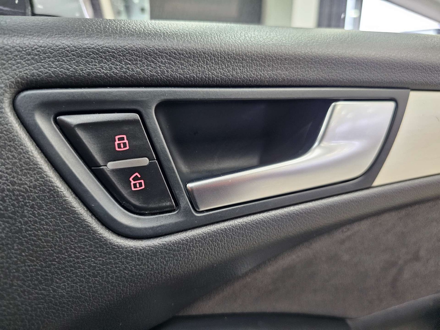 Used Audi Q5 2016 for sale - 77650553: Photo 42