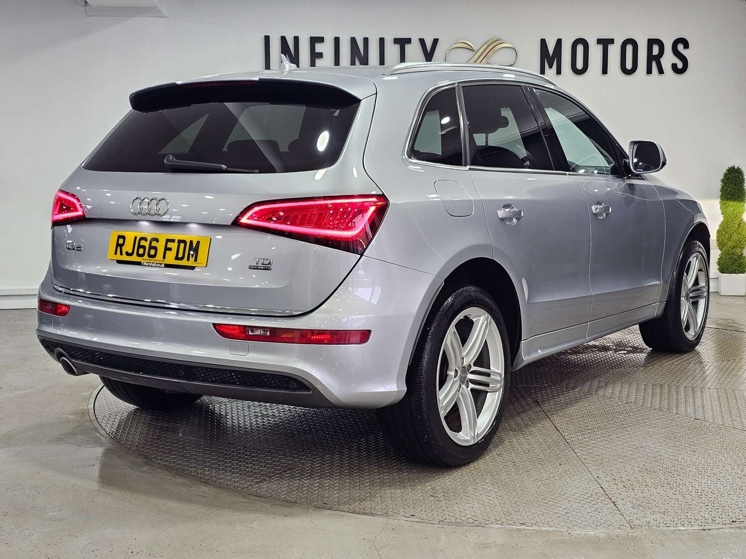 Used Audi Q5 2016 for sale - 77650553: Photo 47