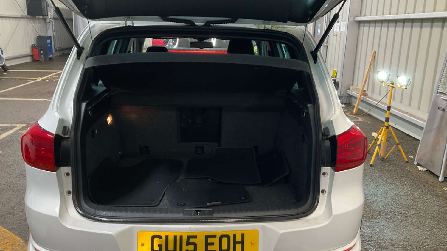 Used Volkswagen Tiguan 2015 for sale - 77392225: Photo 9