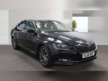 Used Skoda Superb 2016 for sale - 79841668: Photo
