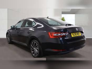 Used Skoda Superb 2016 for sale - 79841668: Photo