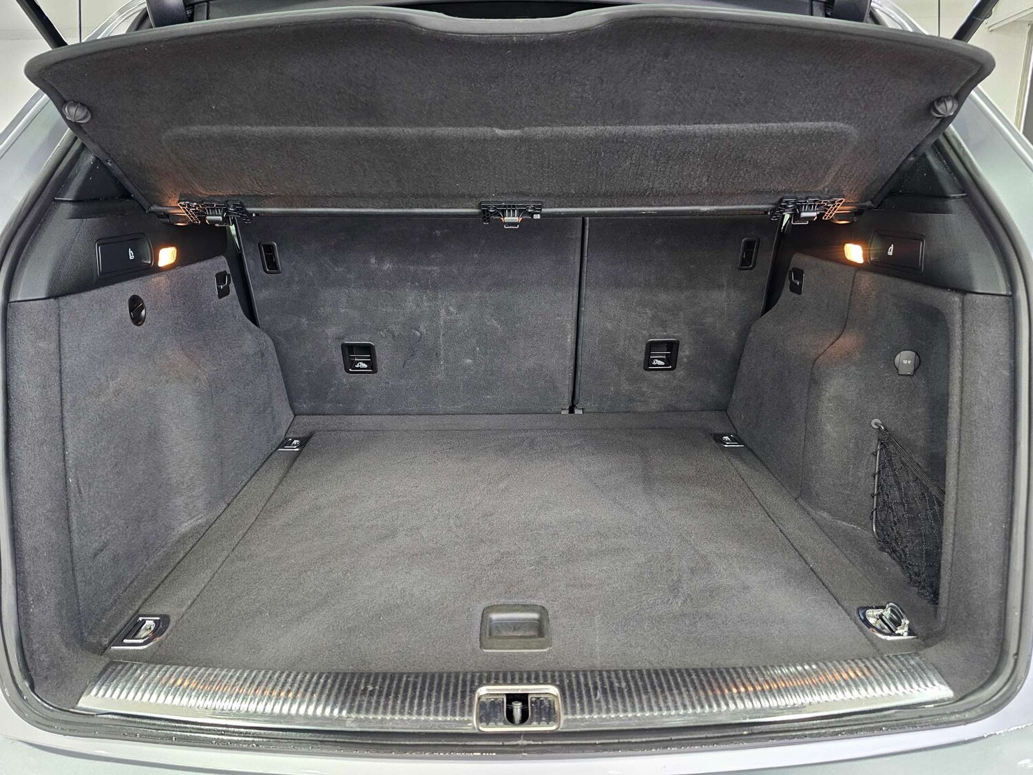 Used Audi Q5 2016 for sale - 77897111: Photo 40