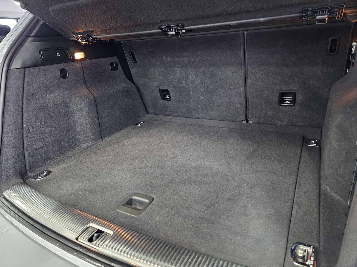 Used Audi Q5 2016 for sale - 77897111: Photo 68