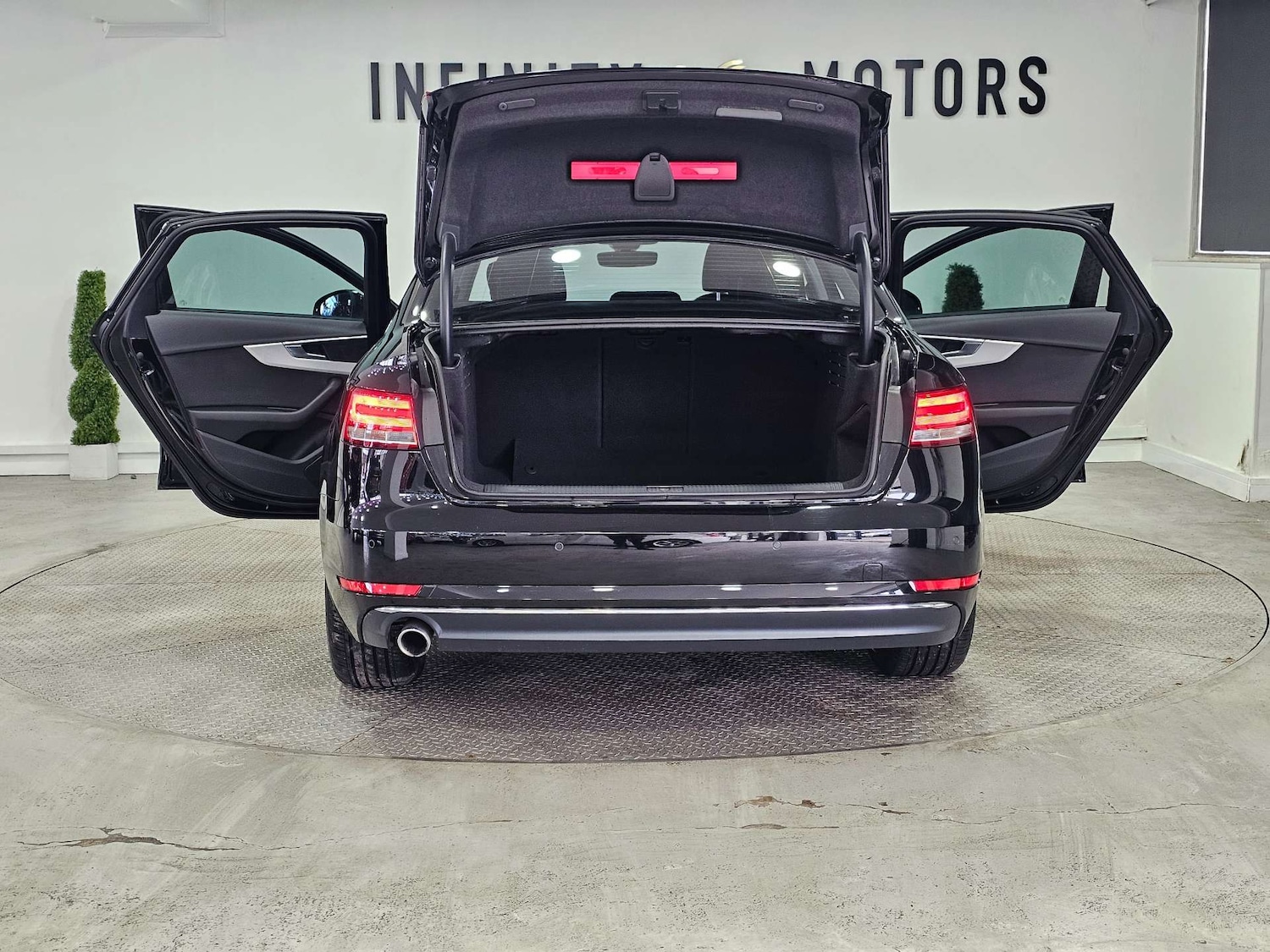 Used Audi A4 2016 for sale - 77469874: Photo 44