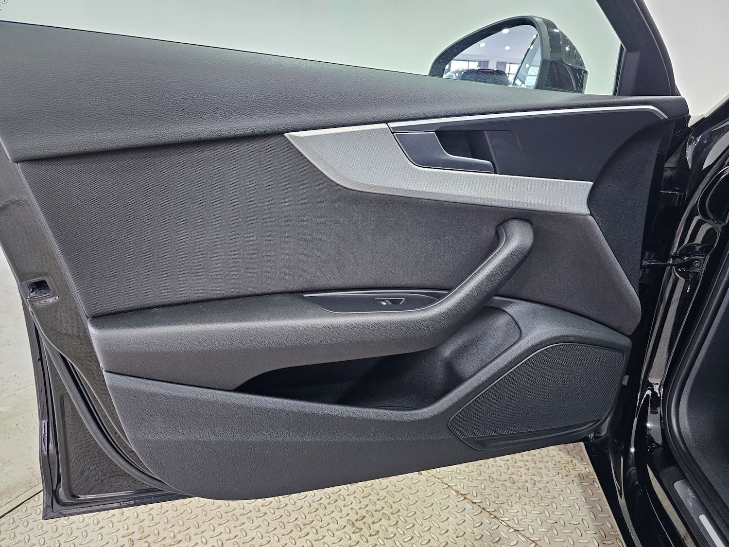 Used Audi A4 2016 for sale - 77469874: Photo 89