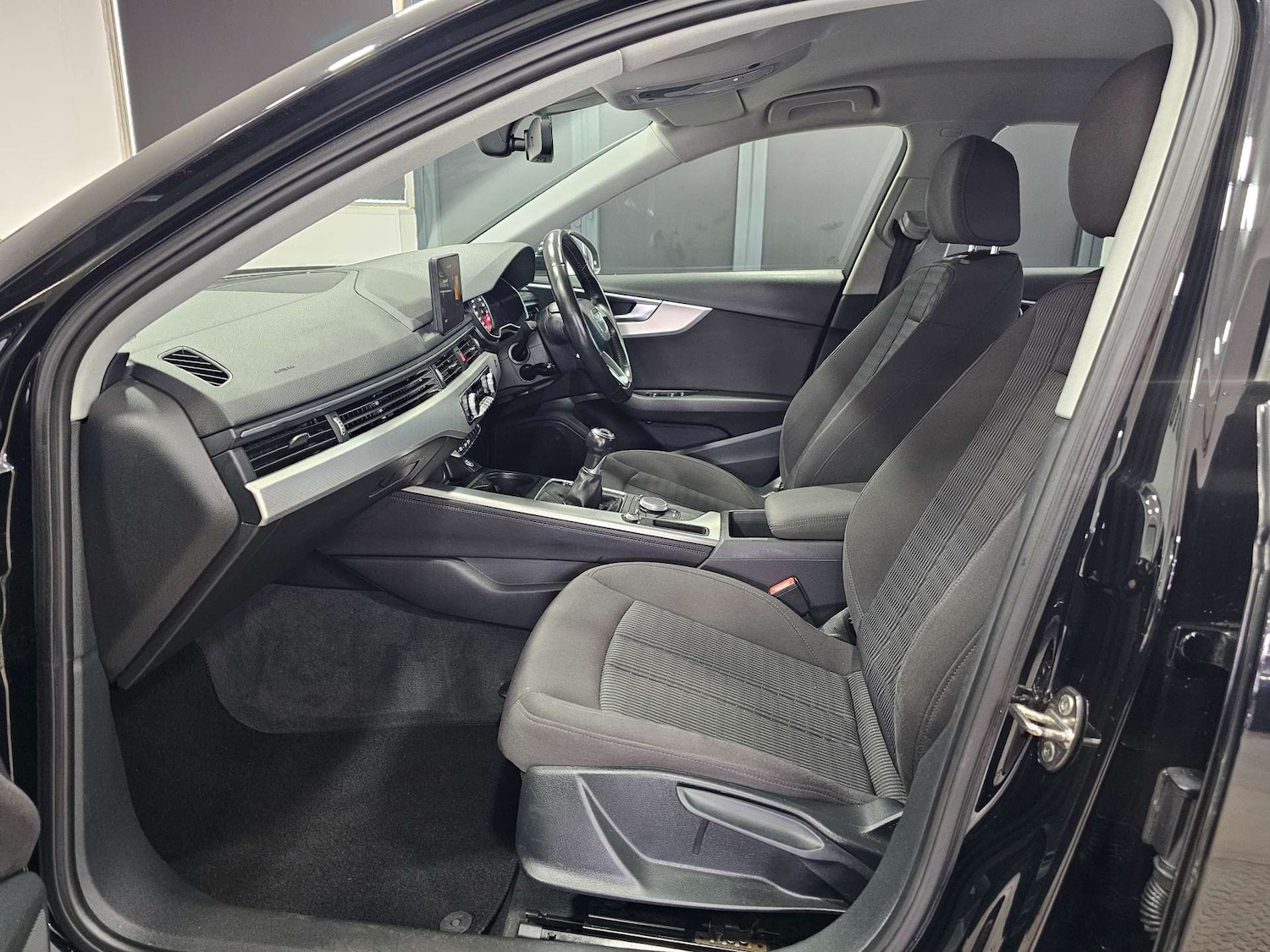 Used Audi A4 2016 for sale - 77469874: Photo 92