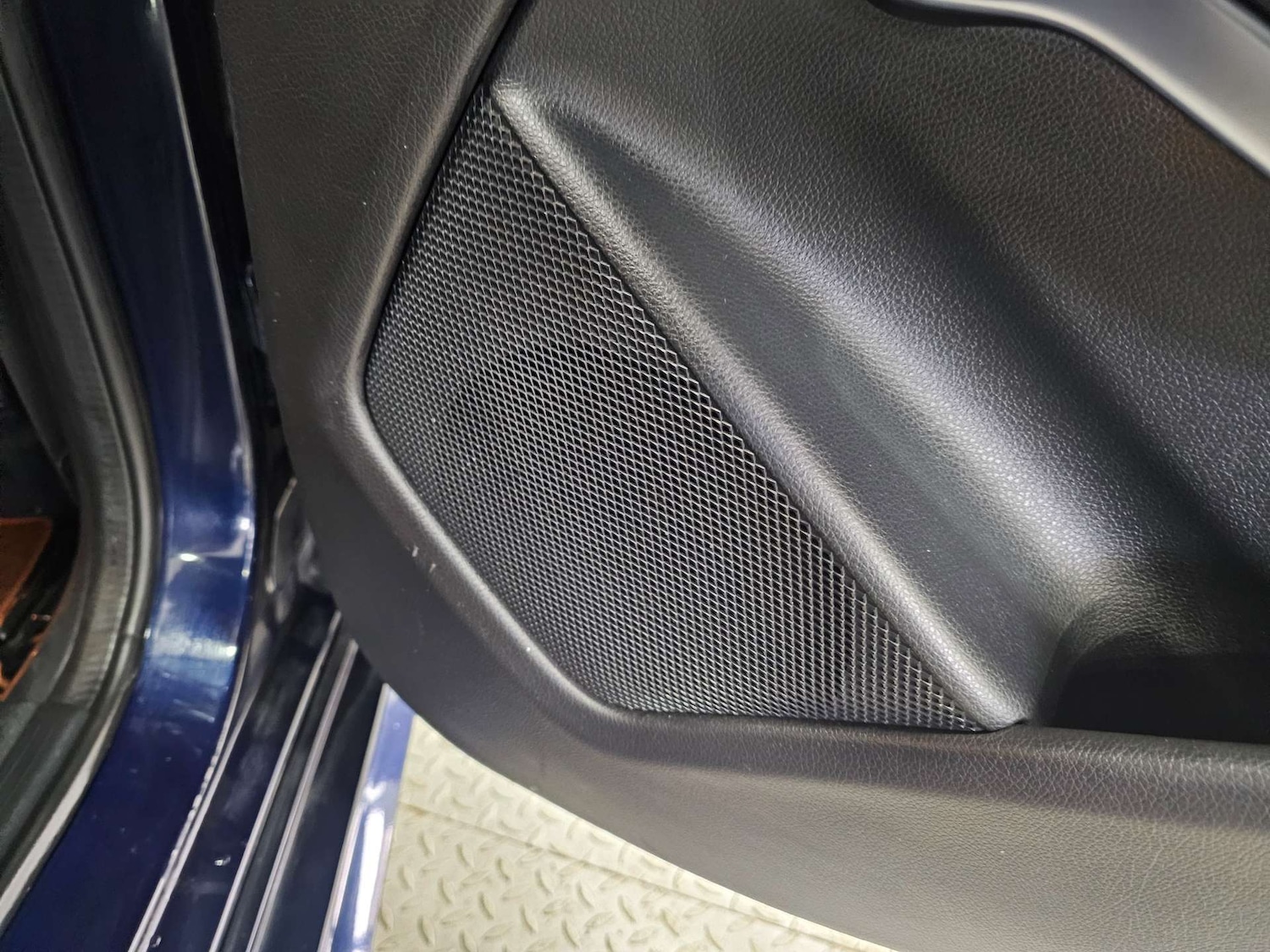 Used Mercedes-Benz A-Class 2018 for sale - 76972383: Photo 32