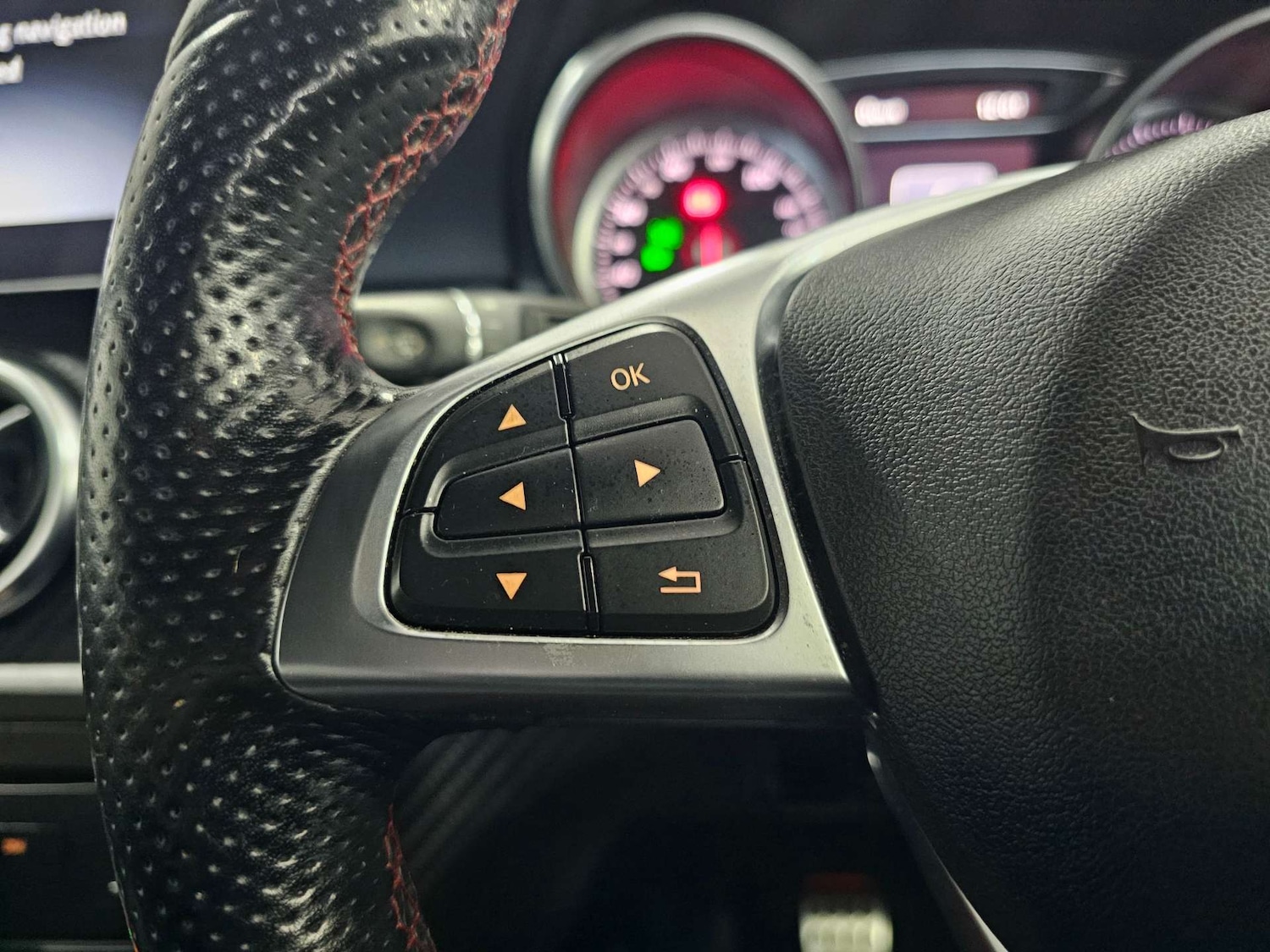 Used Mercedes-Benz A-Class 2018 for sale - 76972383: Photo 44