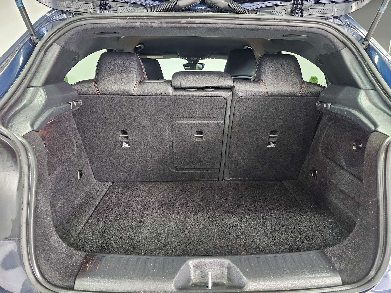 Used Mercedes-Benz A-Class 2018 for sale - 76972383: Photo 60