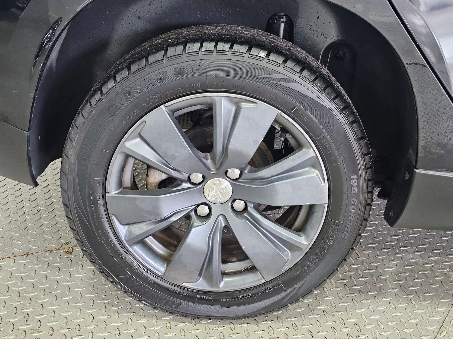 Used Peugeot 2008 2016 for sale - 77380648: Photo 24