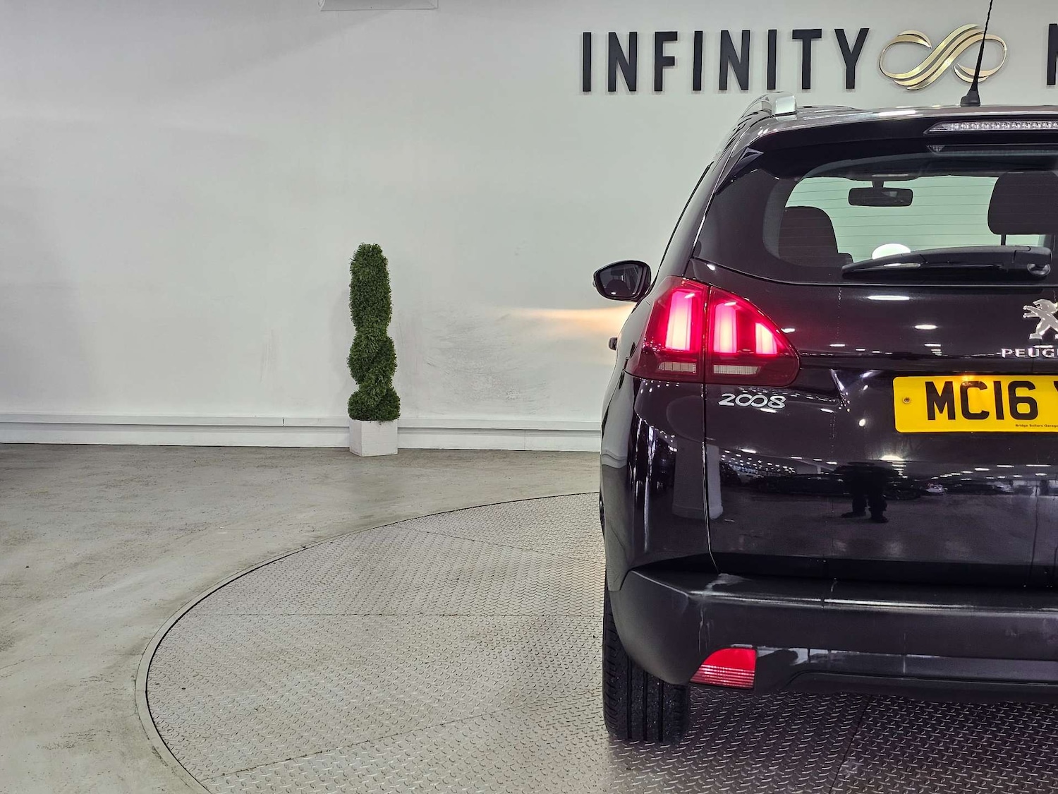 Used Peugeot 2008 2016 for sale - 77380648: Photo 28