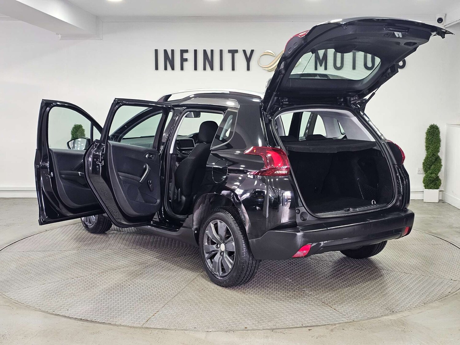 Used Peugeot 2008 2016 for sale - 77380648: Photo 44