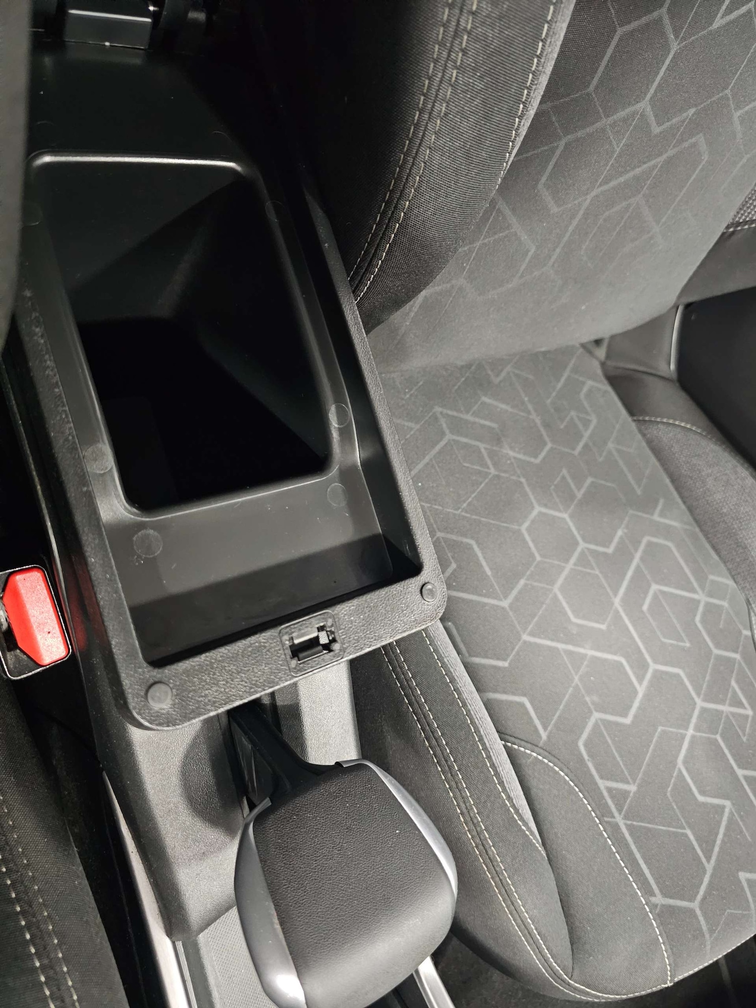 Used Peugeot 2008 2016 for sale - 77380648: Photo 59