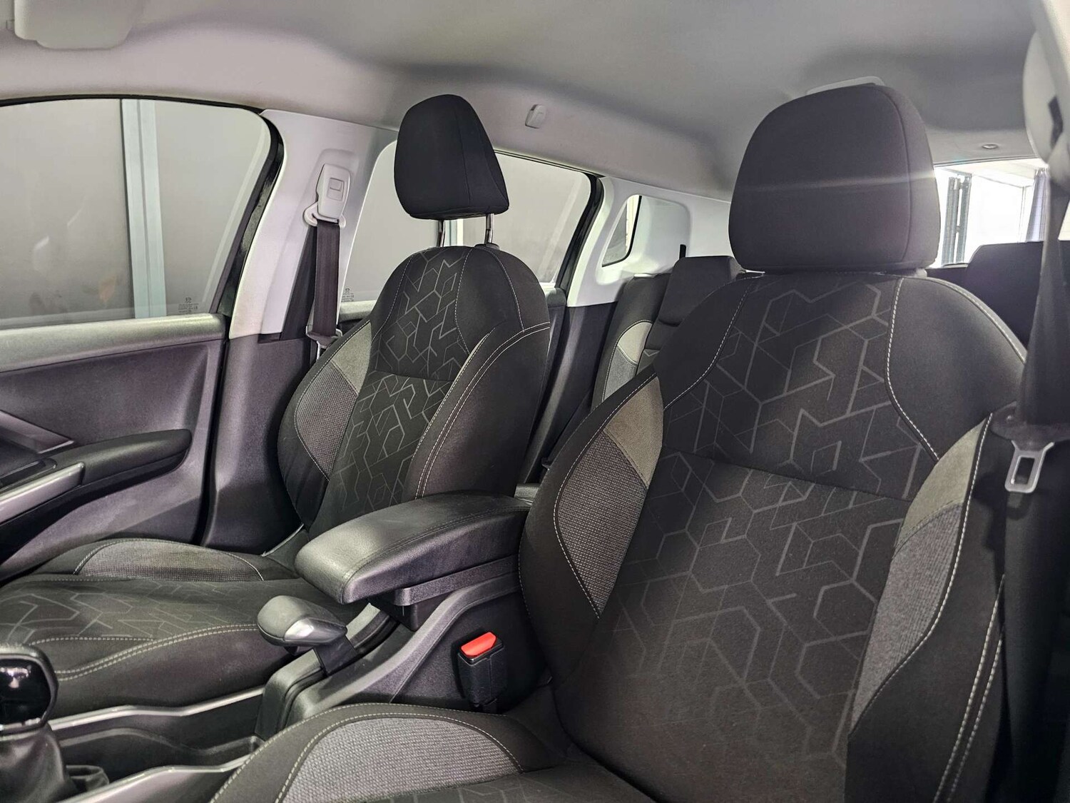 Used Peugeot 2008 2016 for sale - 77380648: Photo 85