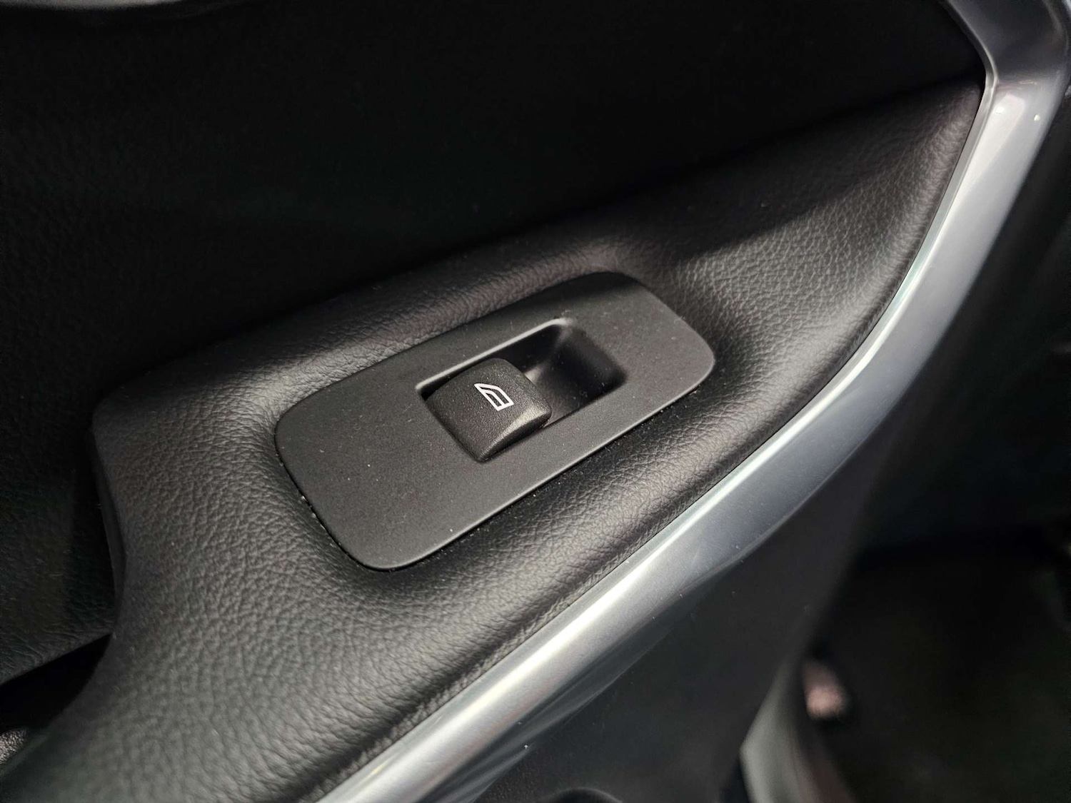 Used Volvo V40 2014 for sale - 78064002: Photo 48