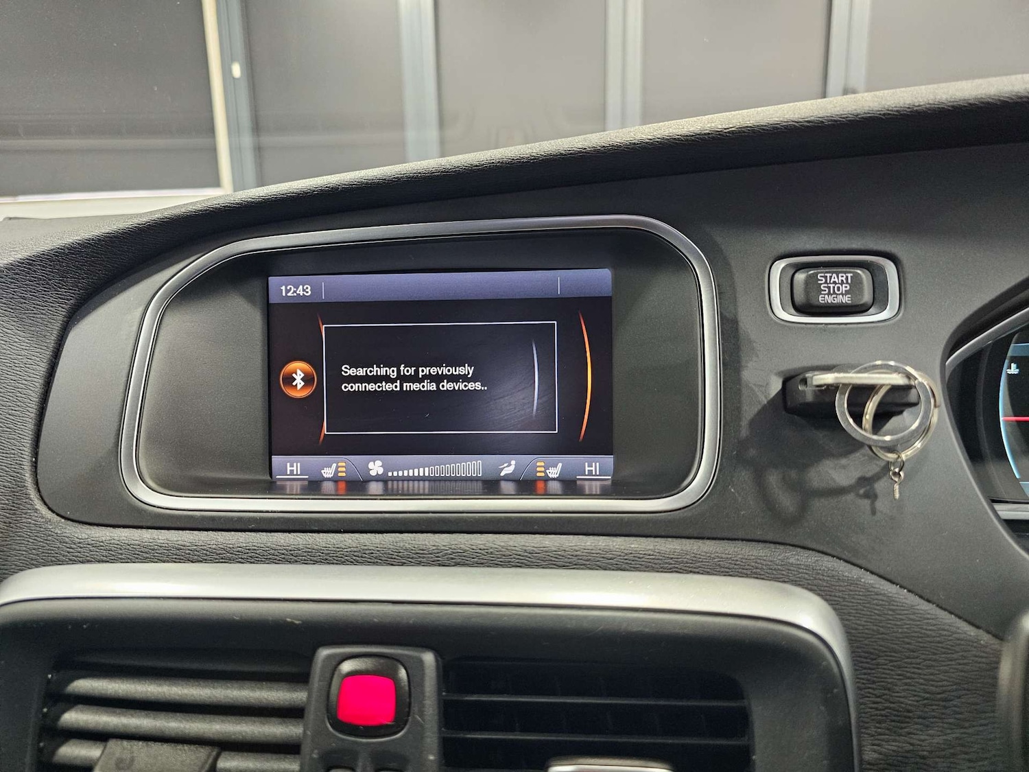 Used Volvo V40 2014 for sale - 78064002: Photo 53