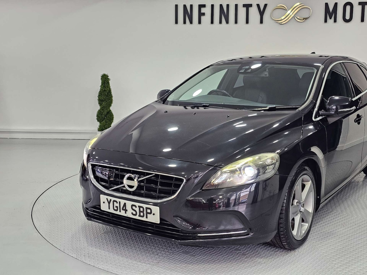 Used Volvo V40 2014 for sale - 78064002: Photo 62