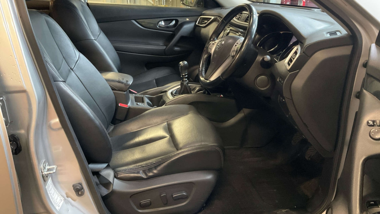 Used Nissan X-Trail 2015 for sale - 77392231: Photo 11