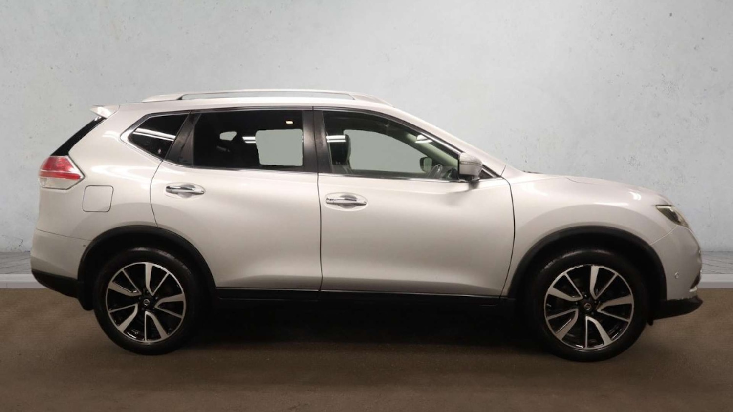 Used Nissan X-Trail 2015 for sale - 77392231: Photo 6