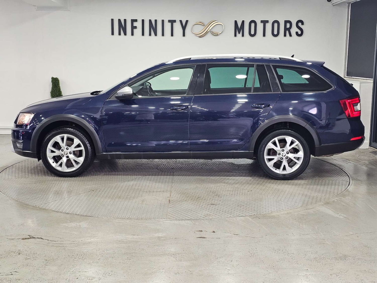 Used Skoda Octavia 2016 for sale - 77368232: Photo 32