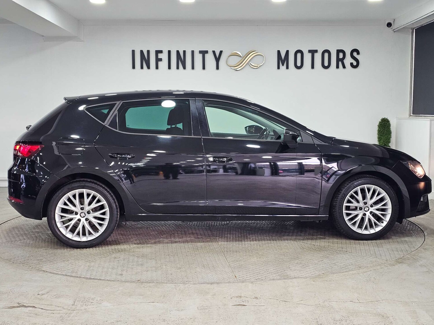 Used SEAT Leon 2019 for sale - 77469866: Photo 33