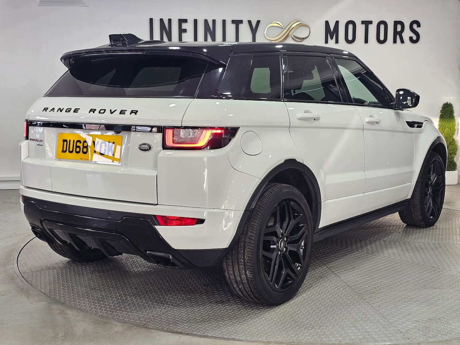 Used Land Rover Range Rover Evoque 2019 for sale - 77056476: Photo 32