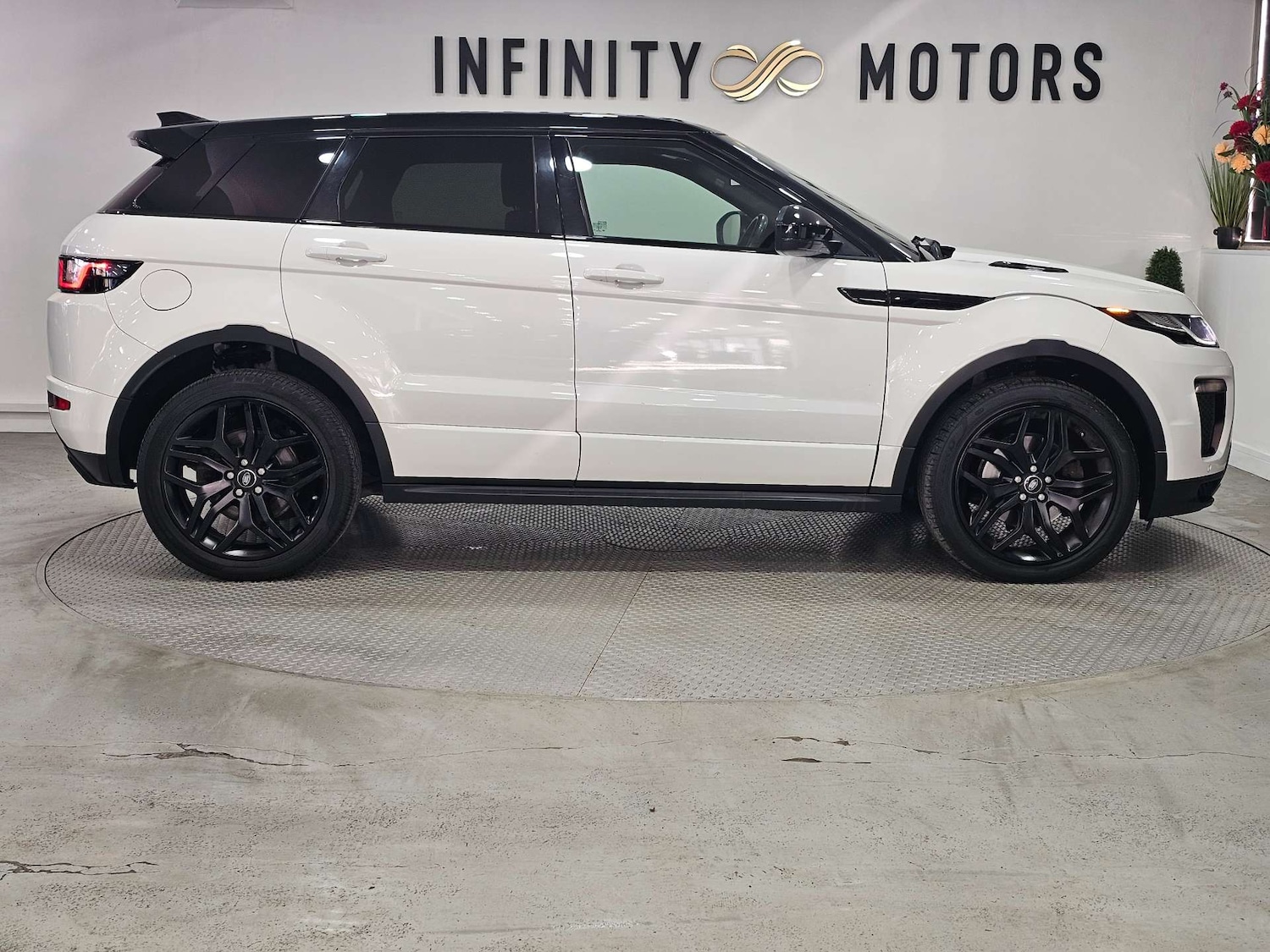 Used Land Rover Range Rover Evoque 2019 for sale - 77056476: Photo 34