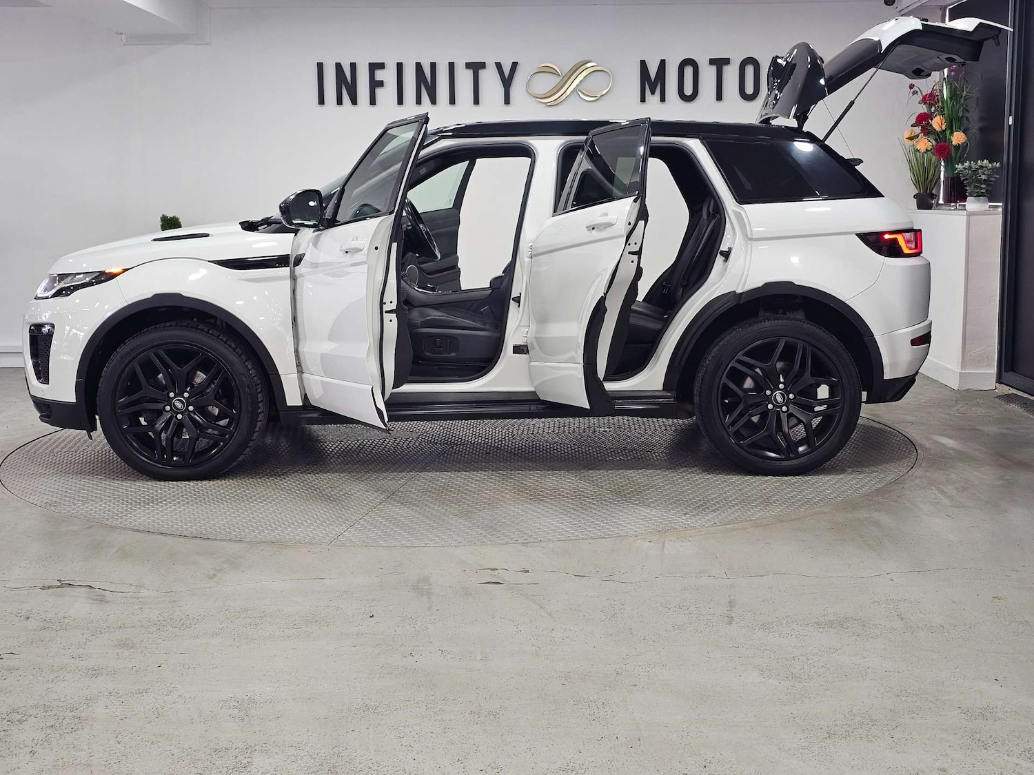 Used Land Rover Range Rover Evoque 2019 for sale - 77056476: Photo 46