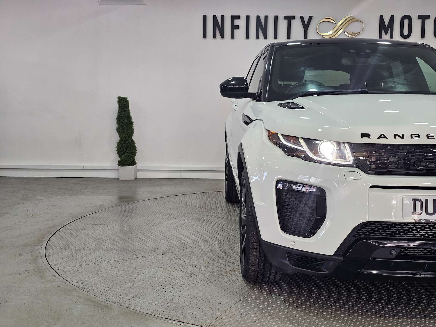 Used Land Rover Range Rover Evoque 2019 for sale - 77056476: Photo 9
