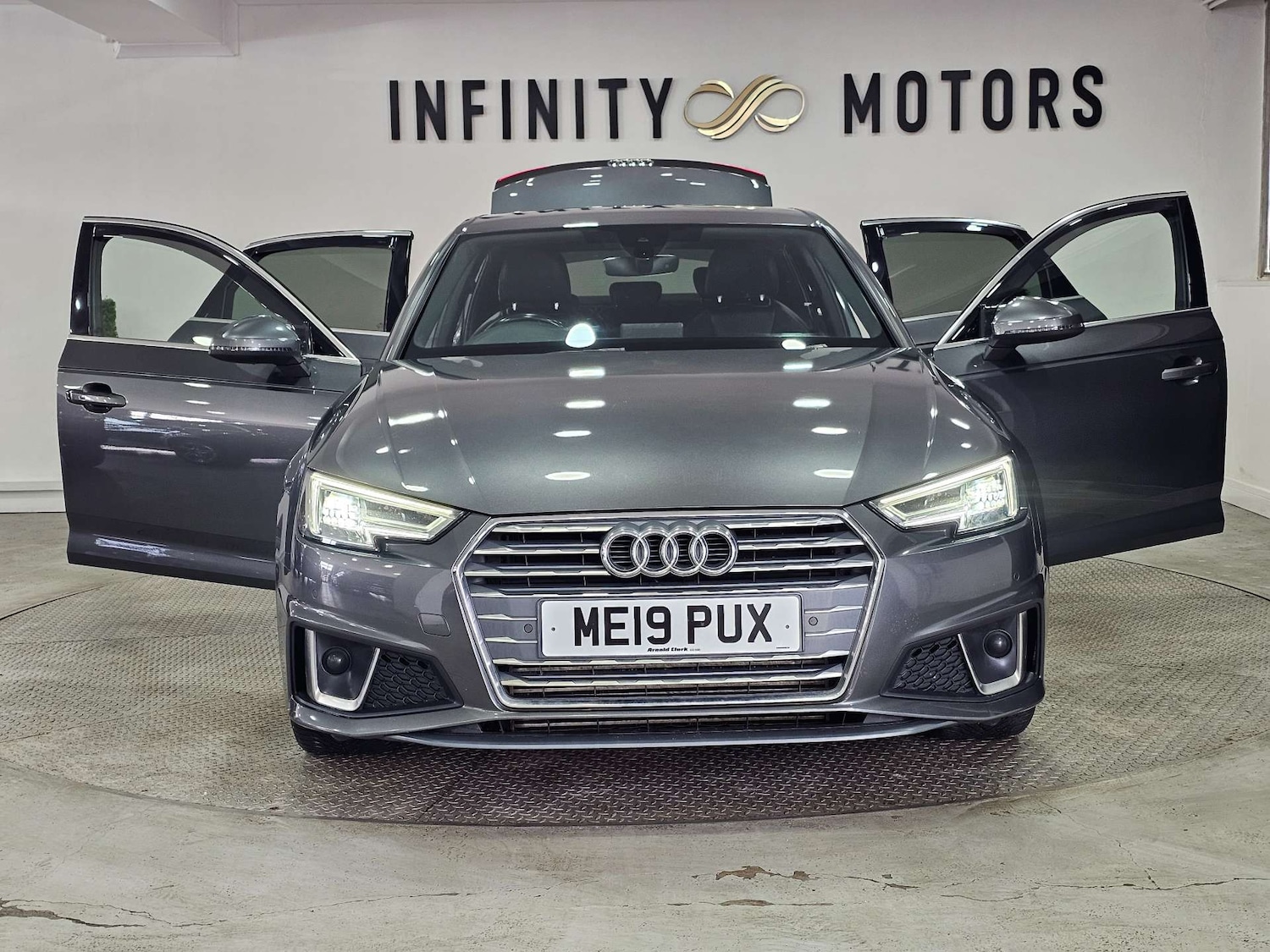 Used Audi A4 2019 for sale - 77937322: Photo 44