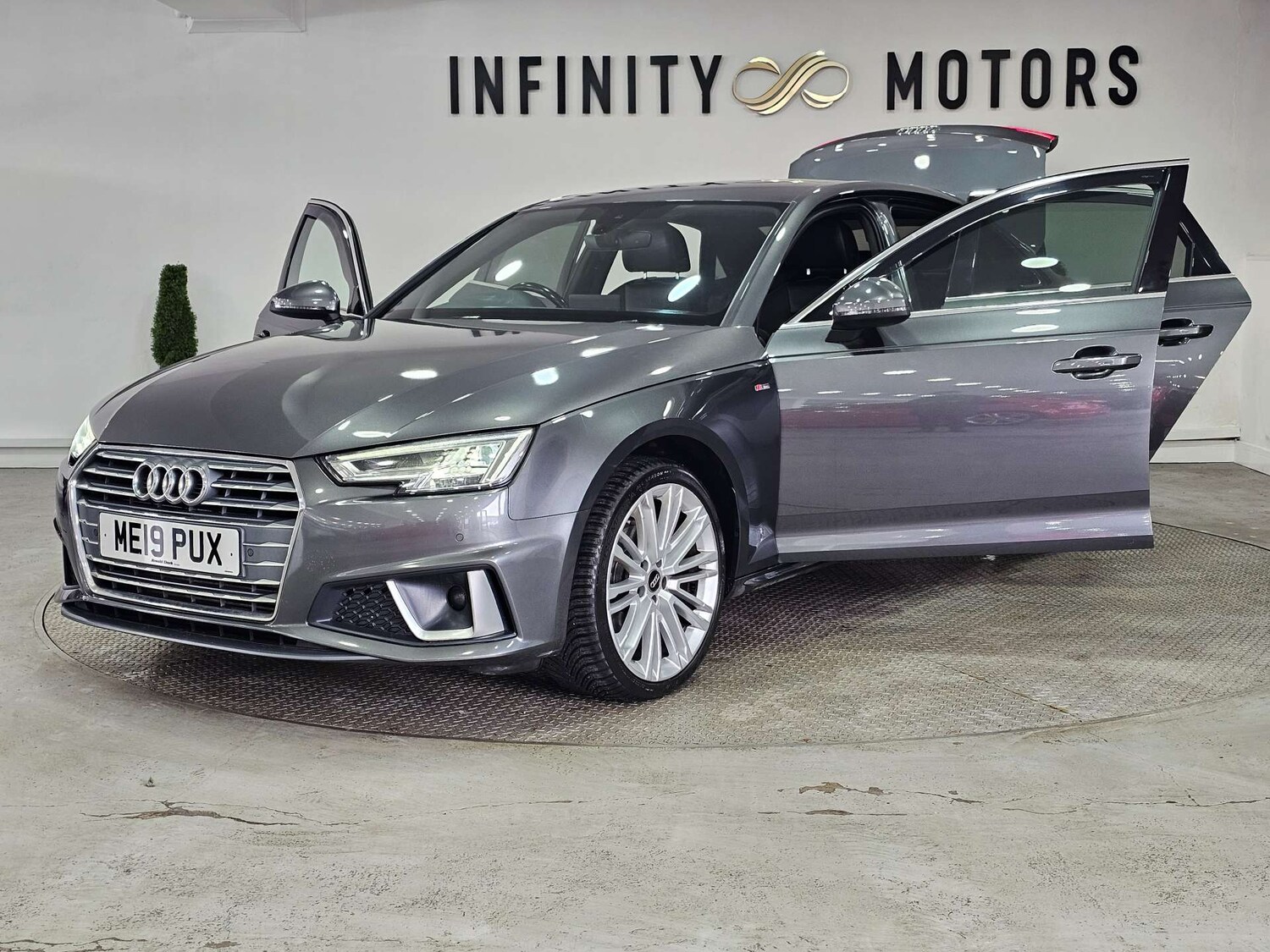 Used Audi A4 2019 for sale - 77937322: Photo 45